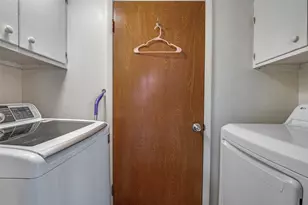 1905 Huntington Dr, Grand Prairie, TX 75051 - Photo 27