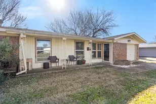 3016 Sundial Dr, Dallas, TX 75229 - Photo 3