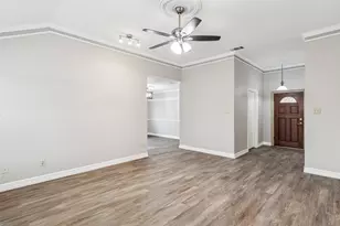 1206 Hanover Dr, Euless, TX 76040 - Photo 3