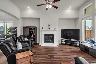 13784 Carmenita Drive, Frisco, TX 75035 - Photo 9