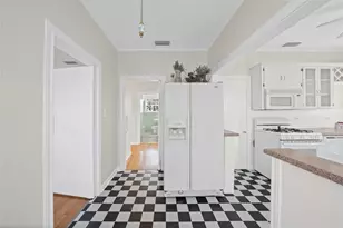 1919 N 7th St, Temple, TX 76501 - Photo 13