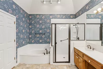 4011 Kentshire Lane, Dallas, TX 75287 - Photo 17
