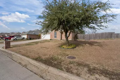 400 Madison Place, Ponder, TX 76259 - Photo 3