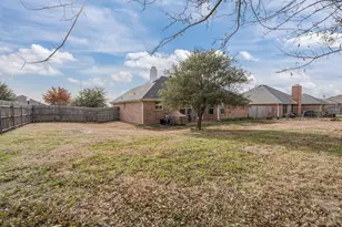 400 Madison Pl, Ponder, TX 76259 - Photo 25