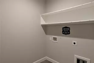 716 Shepperton Wy, Justin, TX 76247 - Photo 9