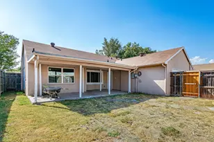 6816 Curry Dr, The Colony, TX 75056 - Photo 5