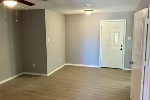 514 Peters St, Waxahachie, TX 75165 - Photo 13