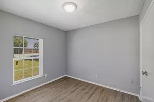 514 Peters St, Waxahachie, TX 75165 - Photo 11