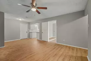 514 Peters St, Waxahachie, TX 75165 - Photo 5