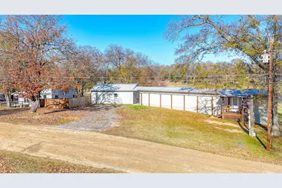 128 Meandering Way, Mabank, TX 75156 - Photo 11