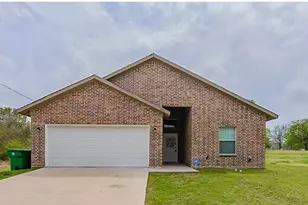 2107 Hemphill St, Greenville, TX 75401 - Photo 1