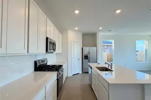 2640 Wispy Crk Dr, White Settlement, TX 76108 - Photo 11