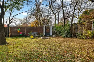 1309 N Austin St, Denton, TX 76201 - Photo 31