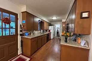 213 Southwest Dr, Clyde, TX 79510 - Photo 7