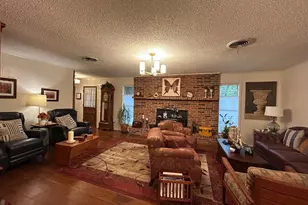 213 Southwest Dr, Clyde, TX 79510 - Photo 3