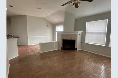 1123 Cavalcade Drive, Grand Prairie, TX 75052 - Photo 9