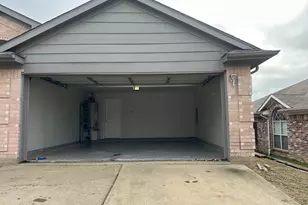 1123 Cavalcade Dr, Grand Prairie, TX 75052 - Photo 15