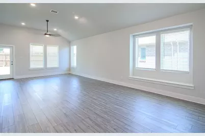 917 Hawthorn Lane, Mansfield, TX 76063 - Photo 11