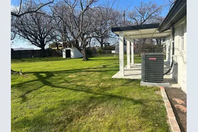 709 Fouts Drive, Irving, TX 75061 - Photo 25