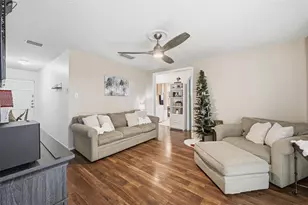 4201 Redstone Rd, Denton, TX 76209 - Photo 3