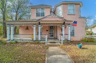 540 12th St SE, Paris, TX 75460 - Photo 1