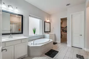 905 Flora St, Mansfield, TX 76063 - Photo 13