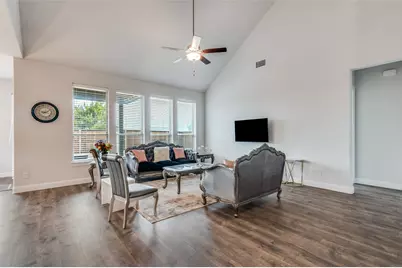 905 Flora Street, Mansfield, TX 76063 - Photo 5