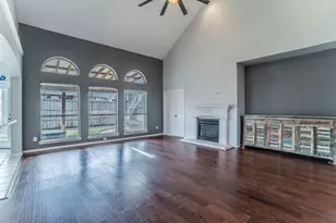 9 Losana Ct, Mansfield, TX 76063 - Photo 5