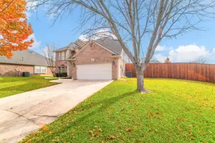 9 Losana Ct, Mansfield, TX 76063 - Photo 3
