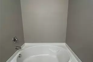 5821 Mirror Ridge Dr, Fort Worth, TX 76179 - Photo 19