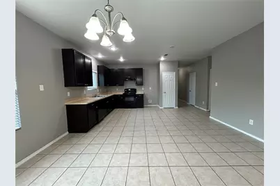 5821 Mirror Ridge Drive, Fort Worth, TX 76179 - Photo 5