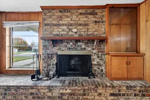 800 Carver St, Whitesboro, TX 76273 - Photo 11