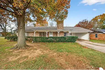 800 Carver Street, Whitesboro, TX 76273 - Photo 1