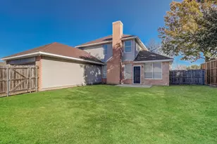 715 S Parks Dr, DeSoto, TX 75115 - Photo 15