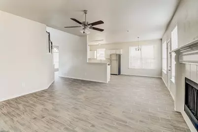 715 S Parks Drive, DeSoto, TX 75115 - Photo 3