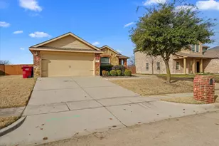 1401 N Houston St, Royse City, TX 75189 - Photo 17