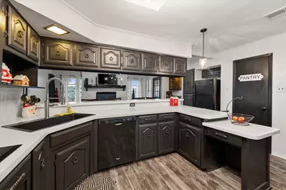 9926 NW County Road 1390, Blooming Grove, TX 76626 - Photo 13