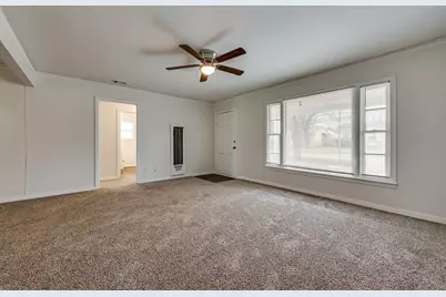 4309 Martha Lane, Fort Worth, TX 76103 - Photo 3