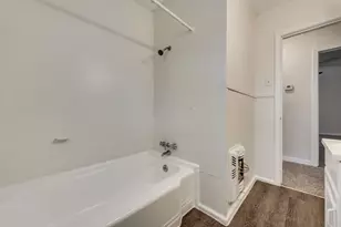 4309 Martha Ln, Fort Worth, TX 76103 - Photo 11