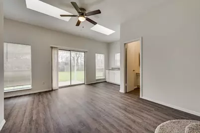 4309 Martha Lane, Fort Worth, TX 76103 - Photo 13