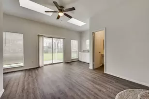 4309 Martha Ln, Fort Worth, TX 76103 - Photo 13