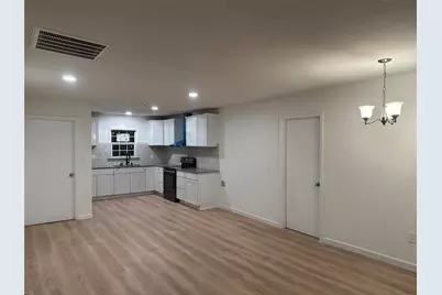 909 Jerry Mashek Drive, West, TX 76691 - Photo 33