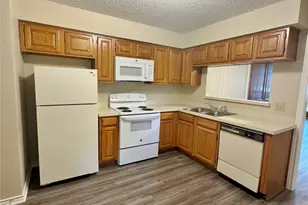 109 Larchbrook Dr, DeSoto, TX 75115 - Photo 7