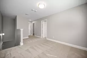 800 Green Heath Ave, Fort Worth, TX 76120 - Photo 13