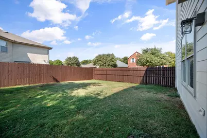 800 Green Heath Avenue, Fort Worth, TX 76120 - Photo 23