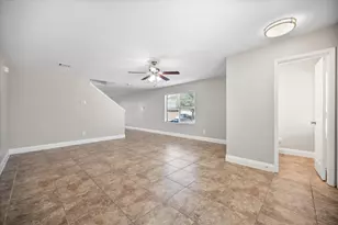 800 Green Heath Ave, Fort Worth, TX 76120 - Photo 3