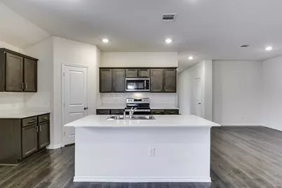 15127 Benjamin Drive, Dallas, TX 75253 - Photo 9