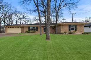 912 Northwood Blvd, Corsicana, TX 75110 - Photo 1