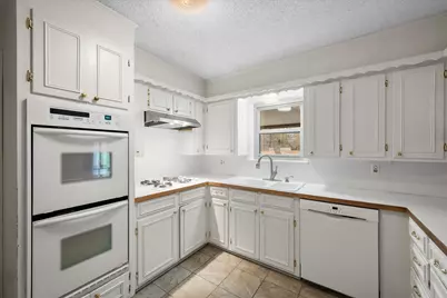 912 Northwood Boulevard, Corsicana, TX 75110 - Photo 9