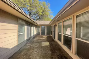 6910 Brentfield Dr, Dallas, TX 75248 - Photo 21